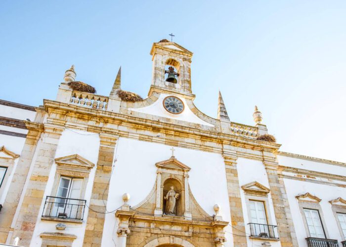 View on the Cidade arch in the old town of Faro on the south of Portugal
